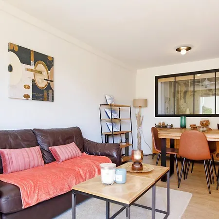 Juan Les Pins Confort Et Commodites