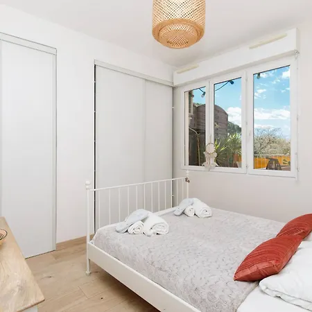 Apartment Juan Les Pins Confort Et Commodites