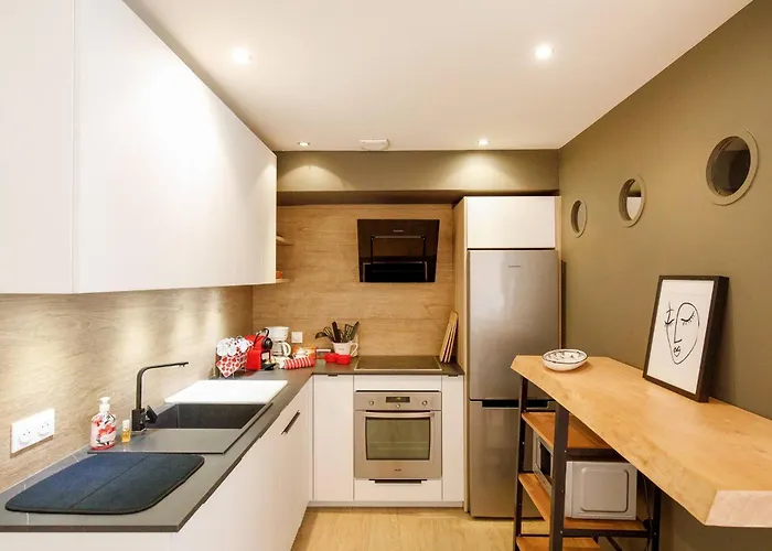 Daire Juan Les Pins Confort Et Commodites *